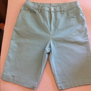 Gloria Vanderbilt Amanda Bermuda Shorts 9-15